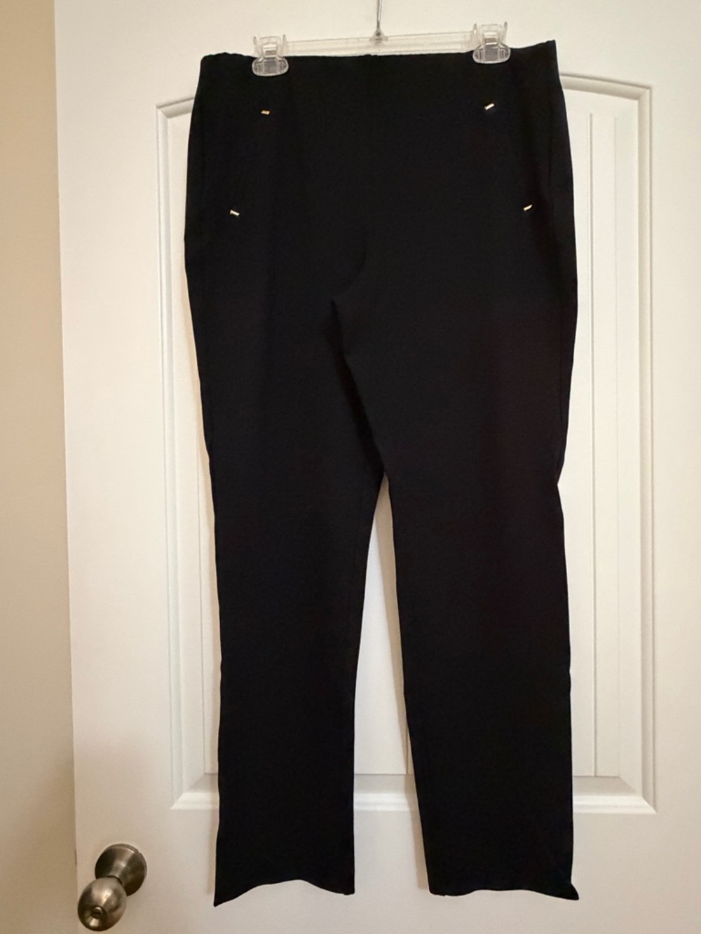 Chico's Black Women's Pants - Classic Solid Black Sz 2R (12R) Gold pocket trim